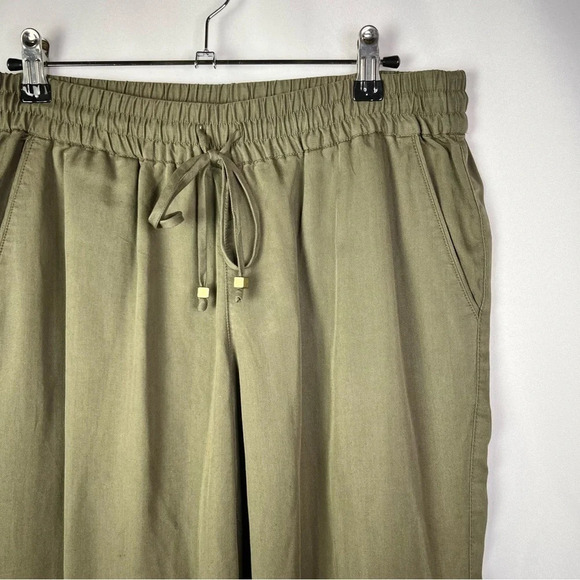 Lands' End Olive Green Lyocell Pull On Straight Leg Pants XS 2-4 - Picture 3 of 3